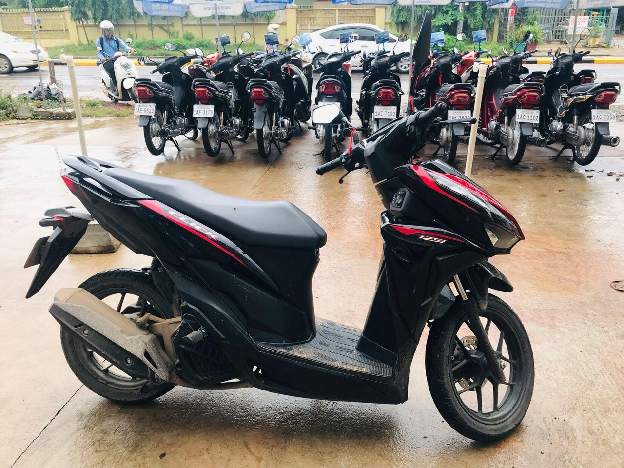 Honda click on sale 125i black 2020